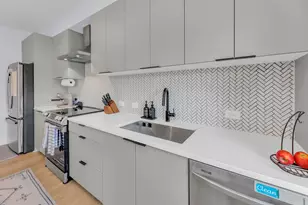 2500 Longview St, Austin, TX 78705 - Photo 9