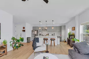 2500 Longview St, Austin, TX 78705 - Photo 3