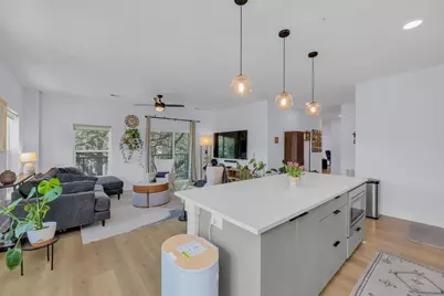 2500 Longview Street #323, Austin, TX 78705 - Photo 5