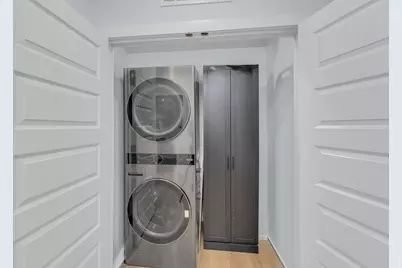 2500 Longview Street #323, Austin, TX 78705 - Photo 21