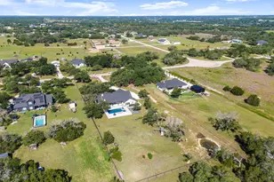 209 Esperanza Petal Pass, Liberty Hill, TX 78642 - Photo 5