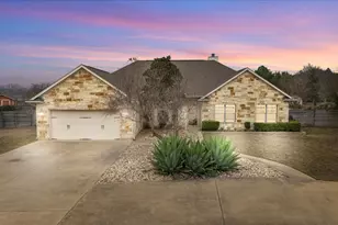 106 Spring Meadow, Bastrop, TX 78602 - Photo 3
