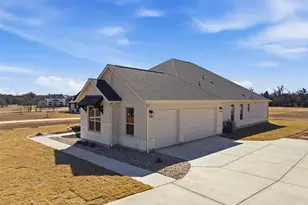 145 Twin Creekview Ln, Georgetown, TX 78626 - Photo 5