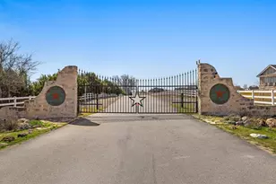 145 Twin Creekview Ln, Georgetown, TX 78626 - Photo 3