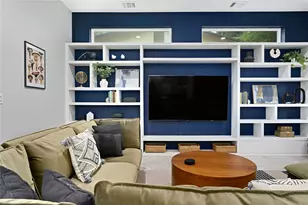 1310 Comal St, Austin, TX 78702 - Photo 11