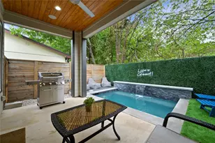 1310 Comal St, Austin, TX 78702 - Photo 5