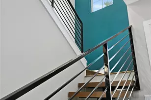 1310 Comal St, Austin, TX 78702 - Photo 25