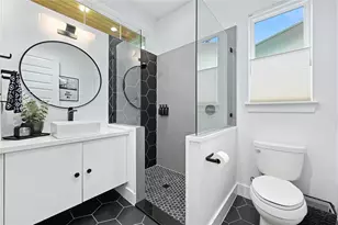 1310 Comal St, Austin, TX 78702 - Photo 23