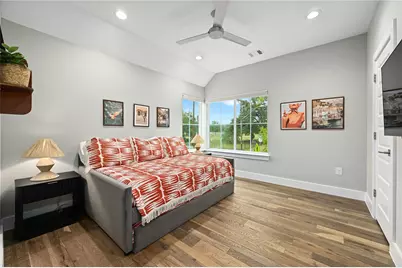 1310 Comal Street, Austin, TX 78702 - Photo 39