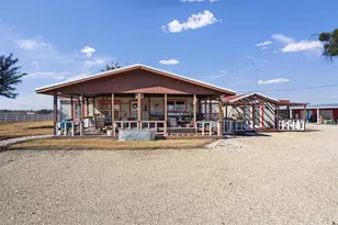 5300 Co Rd 424, Taylor, TX 76574 - Photo 7