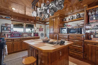 5300 County Road 424, Taylor, TX 76574 - Photo 11