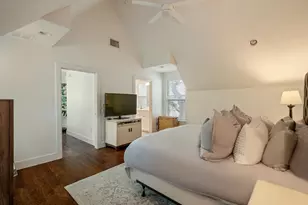 2812 Oak Springs Dr, Austin, TX 78702 - Photo 21