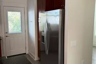 1601 Miriam Ave, Austin, TX 78702 - Photo 7