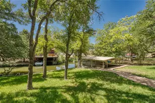 1943 Glencove Dr, Kingsland, TX 78639 - Photo 3