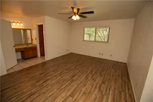 4913 Wing Rd, Austin, TX 78749 - Photo 11