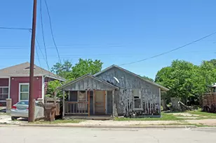 730 Chihuahua St, Lockhart, TX 78644 - Photo 3