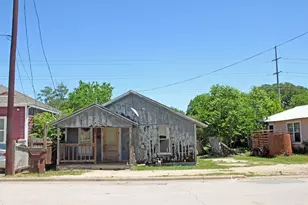 730 Chihuahua St, Lockhart, TX 78644 - Photo 1