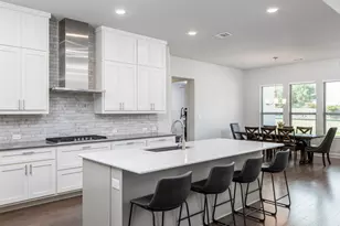 505 Lodge Ct, Liberty Hill, TX 78642 - Photo 11