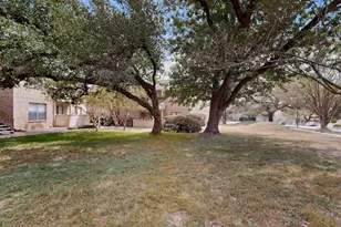 8210 Bent Tree Rd, Austin, TX 78759 - Photo 33