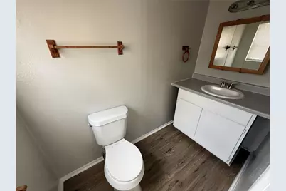 607 N Main Street, Burnet, TX 78611 - Photo 7