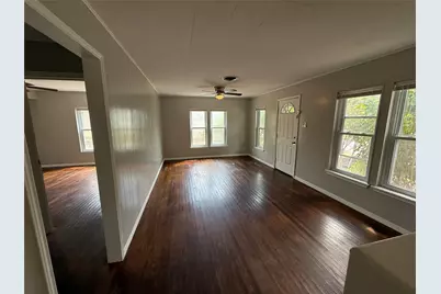 607 N Main Street, Burnet, TX 78611 - Photo 3