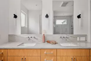 3019 Garwood St, Austin, TX 78702 - Photo 15