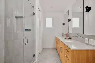 3019 Garwood St, Austin, TX 78702 - Photo 13