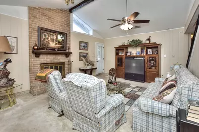 118 Oak Ridge Circle, Georgetown, TX 78628 - Photo 11