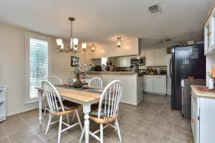 118 Oak Ridge Cir, Georgetown, TX 78628 - Photo 7