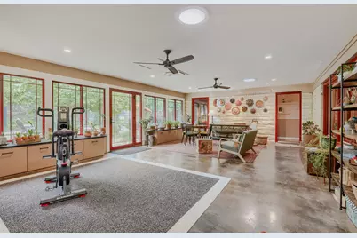 6011 Shoal Creek Boulevard, Austin, TX 78757 - Photo 17