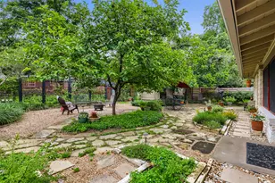 6011 Shoal Creek Blvd, Austin, TX 78757 - Photo 31