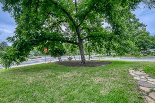 6011 Shoal Creek Blvd, Austin, TX 78757 - Photo 5