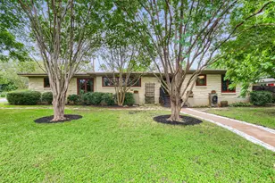 6011 Shoal Creek Blvd, Austin, TX 78757 - Photo 3