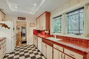6011 Shoal Creek Blvd, Austin, TX 78757 - Photo 11