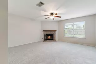 1815 Brentwood Dr, Leander, TX 78641 - Photo 5