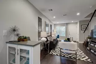 202 S College St, Georgetown, TX 78626 - Photo 5