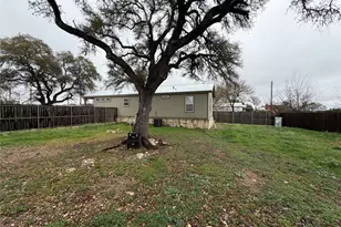 605 Central Blvd, Bertram, TX 78605 - Photo 9