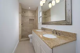 8525 Maine Dr, Austin, TX 78758 - Photo 17