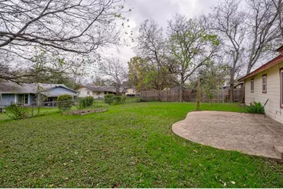 8525 Maine Drive, Austin, TX 78758 - Photo 27
