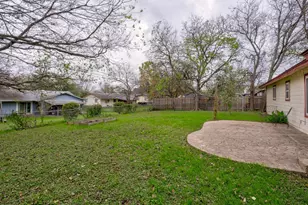 8525 Maine Dr, Austin, TX 78758 - Photo 27