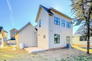 2400 Bruin Dr, Spicewood, TX 78669 - Photo 37