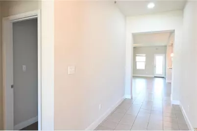 124 Gray Wolf Drive, San Marcos, TX 78666 - Photo 7