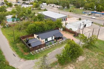 103 Howard Street, Taylor, TX 76574 - Photo 3
