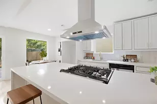 7824 Paces Mill Ln, Austin, TX 78744 - Photo 11