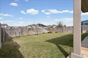 1642 Homestead Farms Dr, Round Rock, TX 78665 - Photo 15