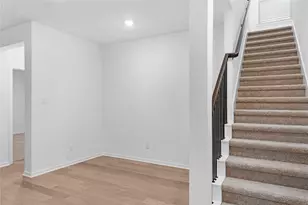 25612 Wheat Seed Ln, Elgin, TX 78621 - Photo 5