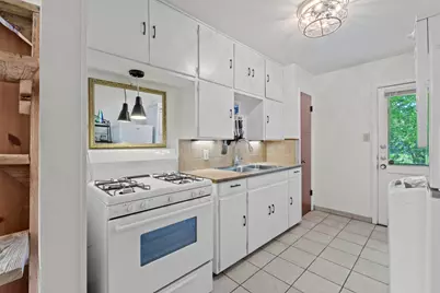 1013 Romeria Drive, Austin, TX 78757 - Photo 9