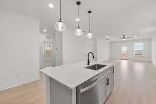 482 Kapok St, Buda, TX 78610 - Photo 7