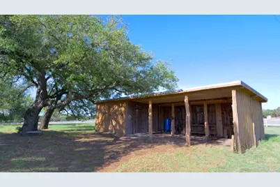 1115 County Road 414, Spicewood, TX 78669 - Photo 19