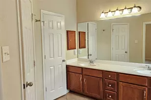 20805 Prestwick Dr, Hutto, TX 78634 - Photo 17